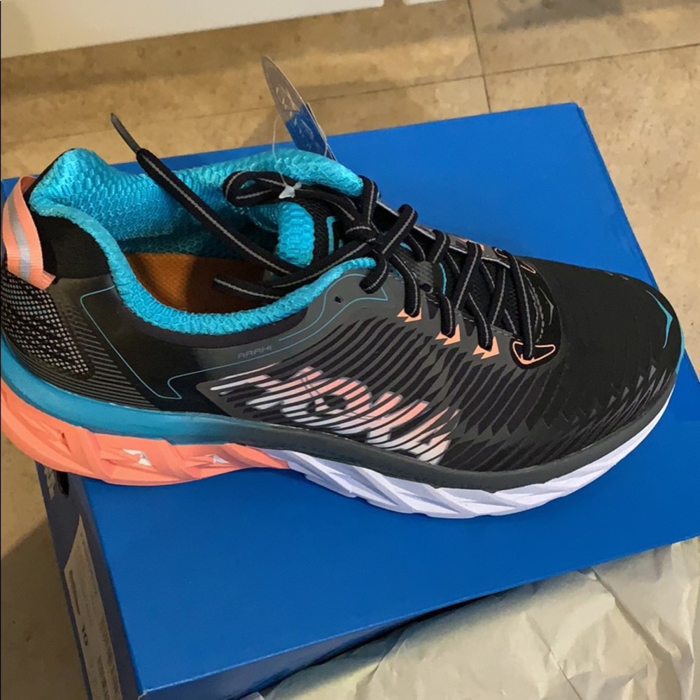 Hoka one shoes.